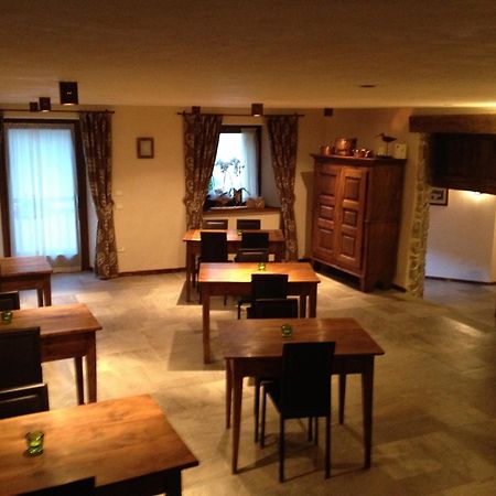 فندق Le Petit Relais فالبلين المظهر الخارجي الصورة