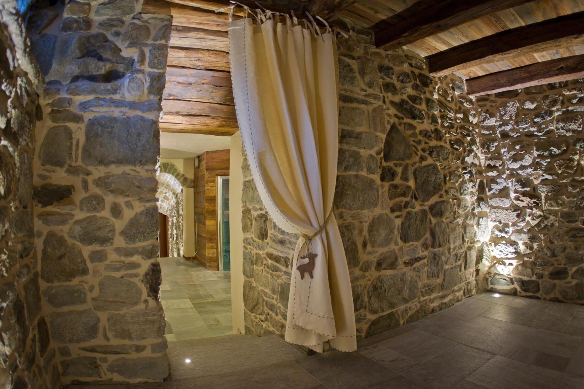فندق Le Petit Relais فالبلين المظهر الخارجي الصورة