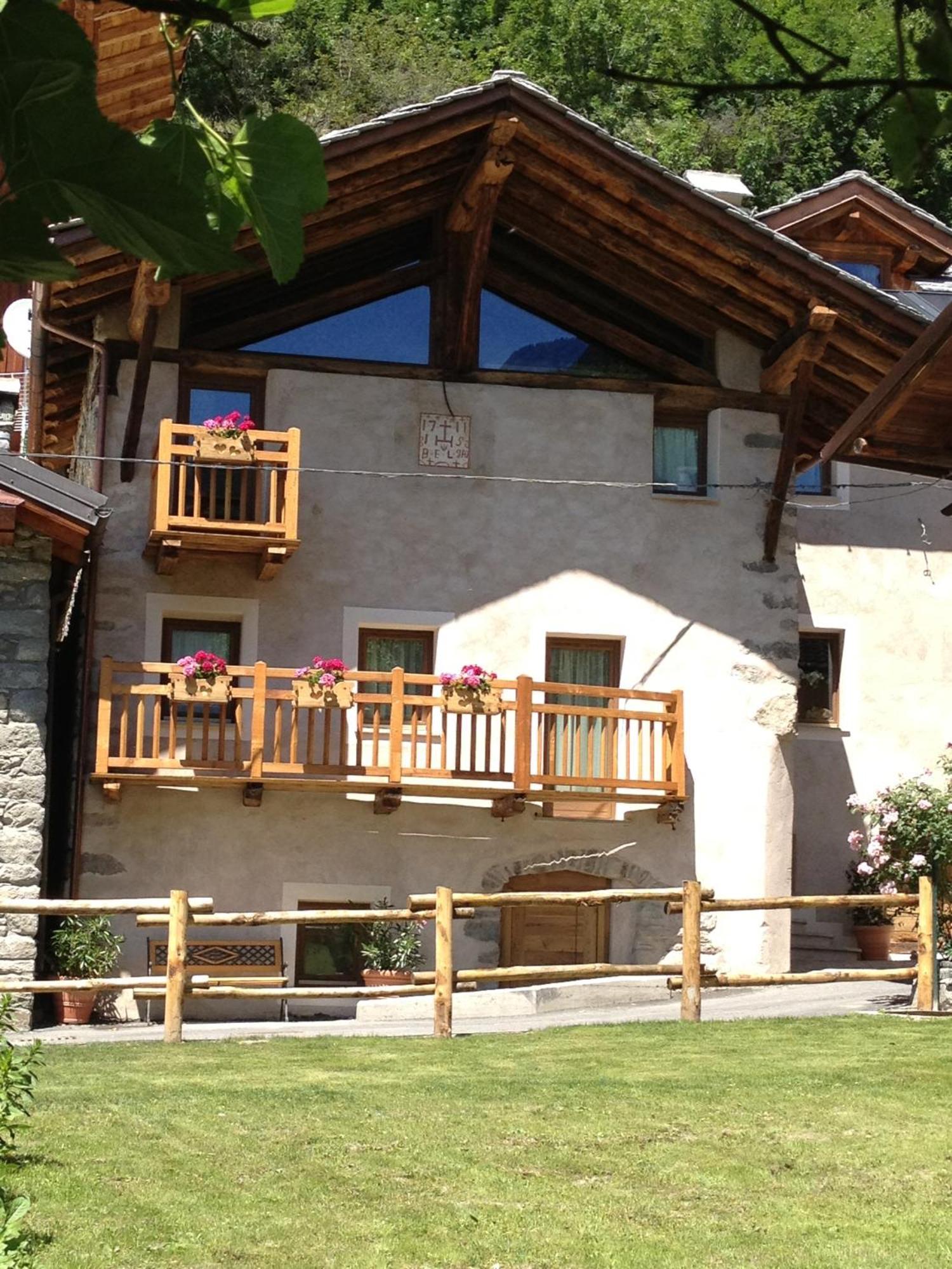 فندق Le Petit Relais فالبلين المظهر الخارجي الصورة